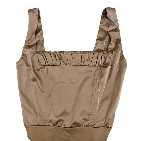 Princess Polly Nude Taupe New Bodysuit With Shirred Square Neckline Boning sz 6 - Picture 3 of 9